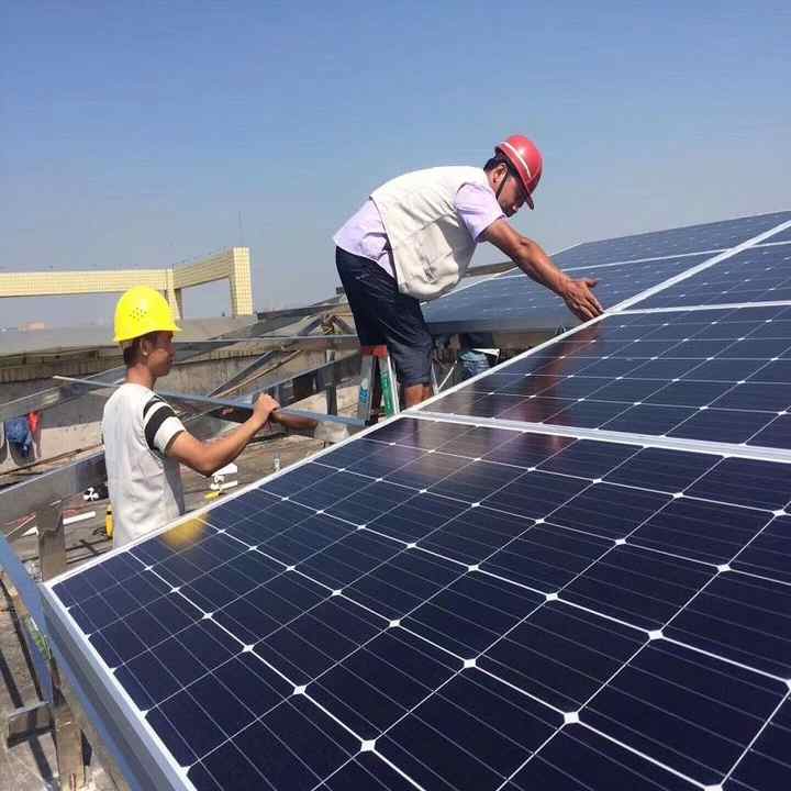AE High Efficiency Solar Panels - 570W to 575W Monocrystalline