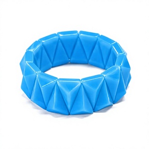 Nouveaux Bracelets Géométriques Facettés en Résine Bleu Ciel Vintage, Bijoux Faits Main Tendance et Élégants en Acrylique Large et Massif pour Femme, Idéaux pour les Fêtes - Product Image 1