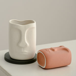 Fleur Florero Jarrones Venta al por mayor Decoración para el hogar Planta personalizada Mesa pequeña blanca Brote floral Cerámica y porcelana Cabeza Cara Florero - Product Image 4