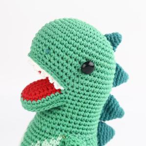 Vente en gros de petites poupées dinosaures mignonnes et amusantes, douces, créatives, faites à la main, au crochet - Product Image 3