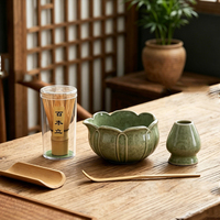 Bol à matcha en porcelaine artisanal traditionnel, nouveau design lotus, avec bec verseur, fouet en bambou, ensemble matcha pour les amateurs de matcha à domicile