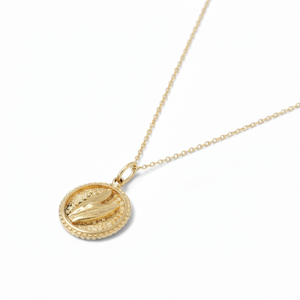 Collar con Colgante de Moneda Alada de la Victoria - Product Image 1