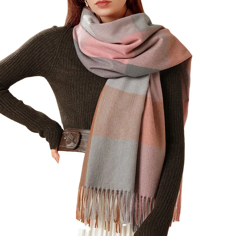 Hot Sale Fashion Checked Wool Scarf Winter Classic Checked Luxury Scarf Autumn Winter Designer Scarf for Women