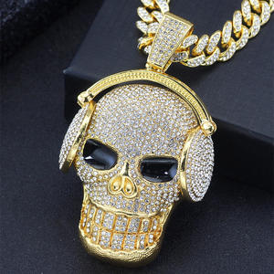 Hip Hop diamante circón oro plateado helado hacia fuera colgante de acero inoxidable hombres <span class=keywords><strong>cadena</strong></span> <span class=keywords><strong>escuchar</strong></span> música calavera collar - Product Image 4