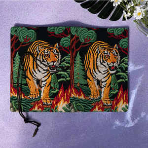 レトロイエローペーパー付きラボノート80シートストリングクロージャー & メタルチャームフィッツラボワークショップノート & プロトコルリビジョンログ - Product Image 6