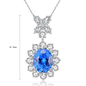 Collana con Pendente Ovale Grande in Argento S925 Placcato Rodio con Paraiba Sintetica - Product Image 3