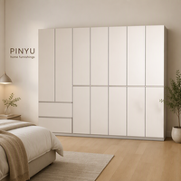 Armoire autoportante en bois de style mid-century avec portes à panneaux surélevés, écologique, grande capacité de rangement pour chambre, salle à manger, hôtel, hôpital