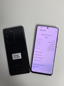 S20 Ultra 5G คุณภาพสูง แรม 12GB หน้าจอ AMOLED รองรับ LTE ขนาด 6.9 นิ้ว ราคาถูก ขายส่ง โทรศัพท์มือถือยุโรปมือสองแท้ ปลดล็อคแล้ว - Product Image 6