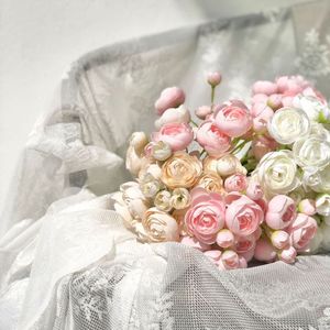 RK238 Bouquet <span class=keywords><strong>de</strong></span> mini-lotus artificiel fait main à branche courte, 6 têtes, Camélia, Prunier, Rose, Décoration florale <span class=keywords><strong>de</strong></span> mariée à tenir à <span class=keywords><strong>la</strong></span> main - Product Image 2