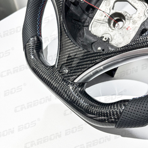 Volante Personalizado de Cuero y Fibra de Carbono con LED para E82 E87 E88 E90 E91 E92 E93 M3 Serie 3 328i 330i 335d Serie 1 135i - Product Image 3
