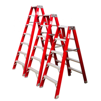Échelle portable à double face large antidérapante ANSI 2X7 marches en FRP rouge anti-torsion, capacité de 375 lb pour l'extérieur, supermarché