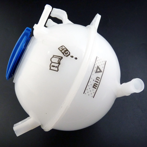 1K0121407A Serbatoio Vaschetta Liquido Refrigerante Radiatore Motore per GOLF MK6 GTI JETTA MK5 per TIGUAN Audi A3 Q3 VW Golf per Tiguan per <span class=keywords><strong>Passat</strong></span> <span class=keywords><strong>CC</strong></span> - Product Image 3