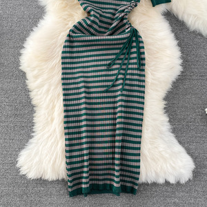 Robe élégante et raffinée à col rond, coupe ajustée, plissée, style sœur royale, pour femme mature, de haute qualité - Product Image 5