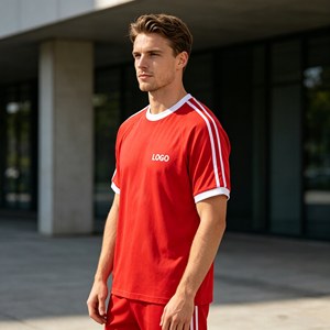 Camiseta de hombre de 360 g/m², 100 % algodón, tejido suave y holgado, con efecto lavado ácido y bloques de color, cuello redondo. - Product Image 3