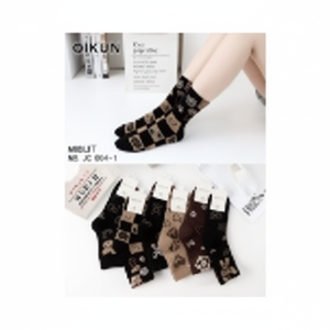 Calzini da donna in cotone traspirante stile giapponese con ricamo a strisce cartoni animati con cuori stampati uno adatto a tutti per la primavera inverno - Product Image 1