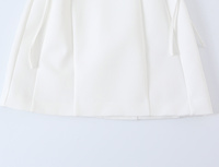 Nouvelle robe mini décontractée et élégante pour femme 2026, avec nœud latéral décoratif, style rétro chic sans manches et coupe ajustée.