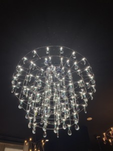 โคมไฟระย้าคริสตัล ECOJAS รุ่น Light Cube ปรับแต่งได้ คุณภาพสูง สำหรับวิลล่า โครงการโรงแรม ห้องนั่งเล่น โคมไฟห้อยแก้ว - Product Image 2