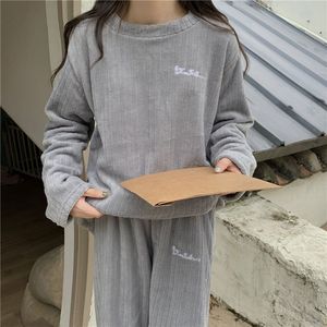 Autunno e inverno <span class=keywords><strong>da</strong></span> <span class=keywords><strong>donna</strong></span> in velluto di corallo abbigliamento per la casa caldo pigiama di flanella spessa Set con fiocco rotondo <span class=keywords><strong>Camicia</strong></span> <span class=keywords><strong>da</strong></span> <span class=keywords><strong>notte</strong></span> Casual all'ingrosso - Product Image 4