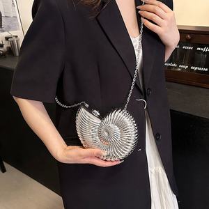 Sac à bandoulière Coquillage 2026 – Nouveauté Sac à main en chaîne métallique, Sac de soirée tendance pour femme, Sacs messager en acrylique - Product Image 5