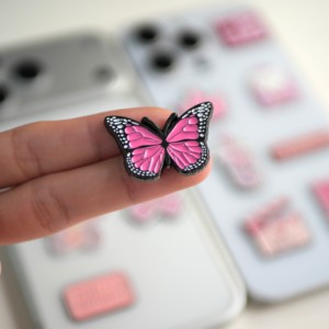 Nouveaux autocollants pour téléphone en émail doux rose tendance 2026 |   Motifs arabes et féminins gravés sur mesure |   Décoration de téléphone en stock - Product Image 1