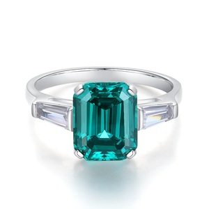 Bague en argent 925 de qualité supérieure, bague en zircon émeraude carrée, style <span class=keywords><strong>classique</strong></span> de bague de mariage et de fiançailles en argent 925 - Product Image 2
