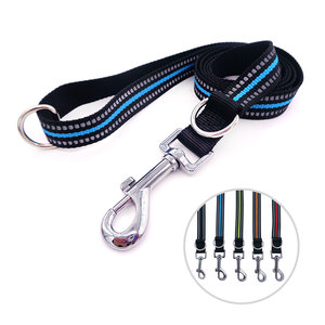 Laisse pour chien en nylon réfléchissant avec fermoir métallique, style simple rayé noir, pour chiens - Product Image 1
