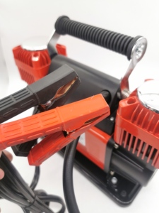 12 वी मिनी एयर कंप्रेसर पोर्टेबल एयर कंप्रेसर ऑटोमोबाइल टायर मुद्रास्फीति - Product Image 5