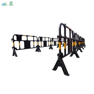 Barrières de chantier temporaires en plastique moulé, mobiles, pour le contrôle des foules dans les rues, les événements, les barricades de circulation et la sécurité - Product Image 4