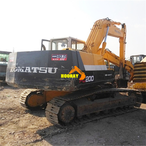 Excavadora de cadenas hidráulica usada Komatsu PC200-5 con motor Komatsu de 140KW de potencia, capacidad de cazo de 0.8m y precio razonable. - Product Image 1