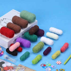 Kit de Ganchillo DIY de 3 Estilos: Monstruos Divertidos, Suculentas, <span class=keywords><strong>Cactus</strong></span> Extraños y Trampas de Moscas de Venus. Paquete Completo de Materiales de Tejido con Hilos y Herramientas, Ideal como Regalo Decorativo. - Product Image 3
