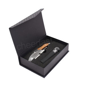 Ouvre-bouteille de <span class=keywords><strong>vin</strong></span> en acajou et en acier inoxydable avec coupe-feuille personnalisé pour les amateurs de <span class=keywords><strong>vin</strong></span> dans une élégante boîte en bois - Product Image 4