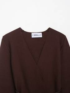 Nuova <span class=keywords><strong>cintura</strong></span> da <span class=keywords><strong>donna</strong></span> autunno 2025 alla moda <span class=keywords><strong>con</strong></span> scollo a V cappotto <span class=keywords><strong>cardigan</strong></span> in maglia retrò <span class=keywords><strong>cardigan</strong></span> chic a maniche lunghe da <span class=keywords><strong>donna</strong></span> - Product Image 3