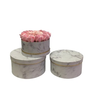 Flower gift box acrylic flower shop material rose square rose paper box can be customized according to needs - Product Image 5