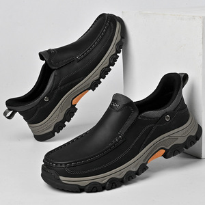 Mocassins pour hommes en cuir PU rétro britannique, à enfiler, semelle en caoutchouc antidérapante, doublure en peluche, chaussures décontractées de travail - Product Image 3