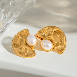 Pearl Stud Earrings 18k Gold Stainless Steel Fan Shaped Hammered Geometric Design Party Jewelry Bezel Setting - Product Image 3