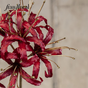 Flores Artificiales de <span class=keywords><strong>Lycoris</strong></span> <span class=keywords><strong>Radiata</strong></span> al por Mayor, Tallo Dorado Realista de Plástico, Centro Brillante Biodegradable, Decoración para Bodas y Hogar - Product Image 6