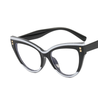 Novedades Gafas de sol 2025 Mujeres Logotipo personalizado Gafas de Sol de ojo de gato Retro Elegante Remache Gafas de sol retro Mujeres Lentes transparentes