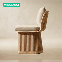Ensemble de canapé et chaises de salle à manger en rotin d'extérieur, design moderne, structure métallique, imperméable, protection solaire, 2 places, villa, jardin, hôtel, terrasse
