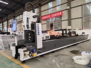 Guangjie Guangjie 2460 Bibo Guangjie Gj6024 1500w Machine de découpe de tubes à fibre laser haute efficacité 3 axes avec refroidissement par eau - Product Image 4
