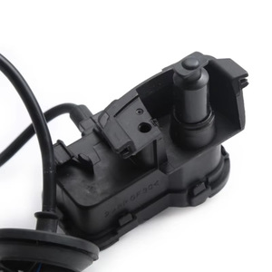 Tapa de Tanque de Combustible con Motor 56D810773C para Volkswagen Passat Golf 2010-2018, Repuesto de Manija de Liberación Eléctrica - Product Image 2