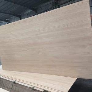<span class=keywords><strong>Planche</strong></span> de pin massif stable et résistante à l'humidité, panneau de pin, panneau de pin collé pour la décoration intérieure, étagère - Product Image 2