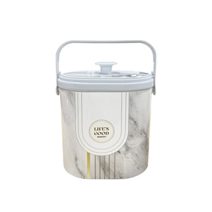 Oval 12L Bento Box crafted from food-grade, anti-scratch polypropylene, featuring a rice paddle and drain filter for convenient - Product Image 3