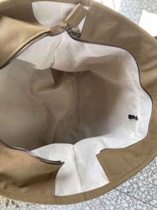 Bolsa de Lona Personalizada con Impresión a Medida, Bolso de Mano Elegante para Compras con MOQ Bajo, Bolsas de Lona Modernas y Funcionales - Product Image 5