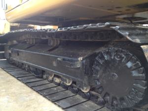 รถขุดมือสอง Caterpillar 320C น้ำหนัก 20 ตัน ชั่วโมงการทำงานต่ำ เครื่องจักรเชื่อถือได้ รุ่นปี 2022 กำลัง 103 กิโลวัตต์ ปั๊มไฮดรอลิกและลูกปืน ราคาญี่ปุ่น - Product Image 3