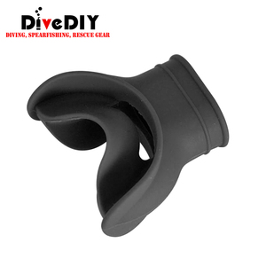 Vente en gros de <span class=keywords><strong>recycleur</strong></span> de <span class=keywords><strong>plongée</strong></span> en apnée Embouchure de sécurité en silicone - Product Image 1