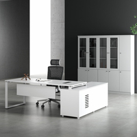 Bureau de direction moderne en forme de L, table de direction en bois, grand bureau de patron avec tiroirs et armoire latérale