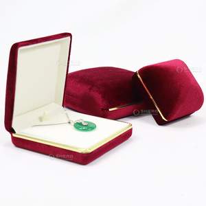 Boîte à bijoux en flanelle de luxe avec logo personnalisé, forme d'arche, boîte à bijoux en velours, motif carré multicolore, boîtes à bijoux personnalisées - Product Image 1