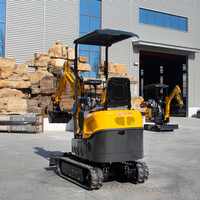 Mini-excavatrice sur chenilles de 1,2 tonne de haute qualité du Shandong avec châssis extensible et certification CE, fonctionnant comme une machine géante.