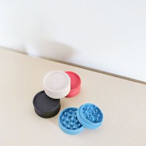 Molino de Hierbas Manual Biodegradable de 2 Capas con Forma de Rombo, 55 mm, Personalizable al por Mayor - Product Image 1