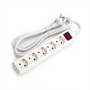 Multipresa Moderna Sicura a 5 Vie 1.5M con Interruttore per Uso Domestico H05VV-F 3G1.0mm - Product Image 2